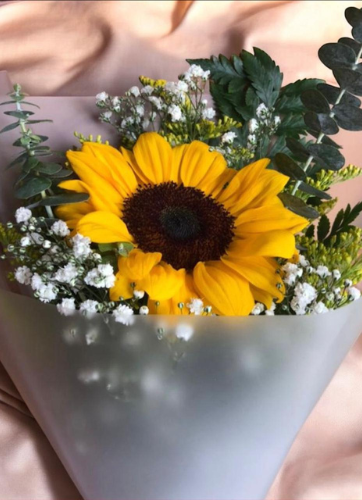 Ramo Girasol con Follaje