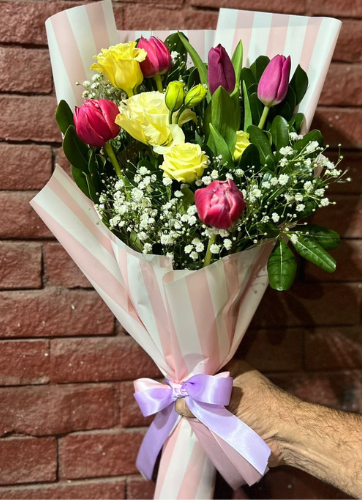 Ramo mixto Tulipanes y Lisianthus